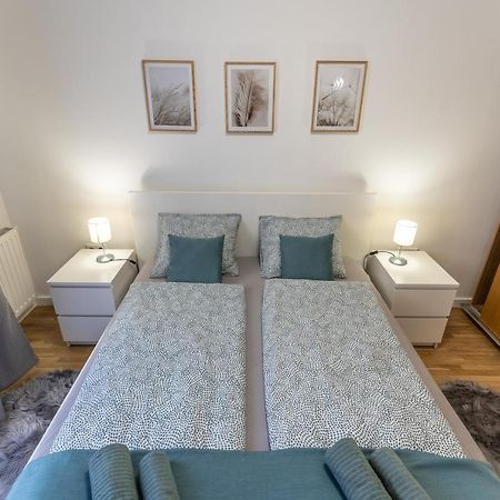 Pleasure Place Apartment Будапеща Екстериор снимка